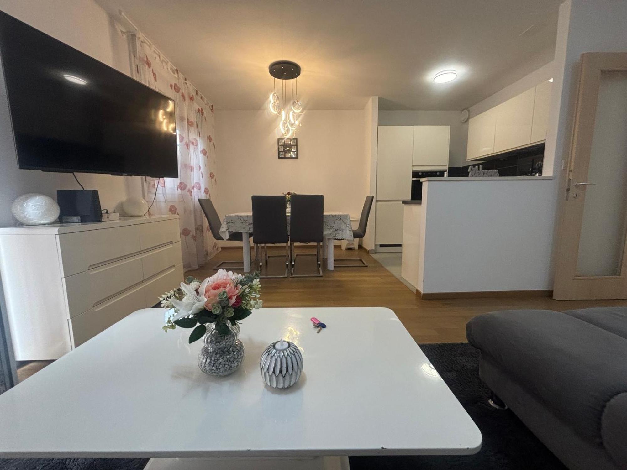 Apartment Dalmatinos Znjan *